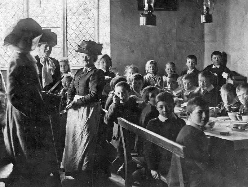 School dinner about 1910